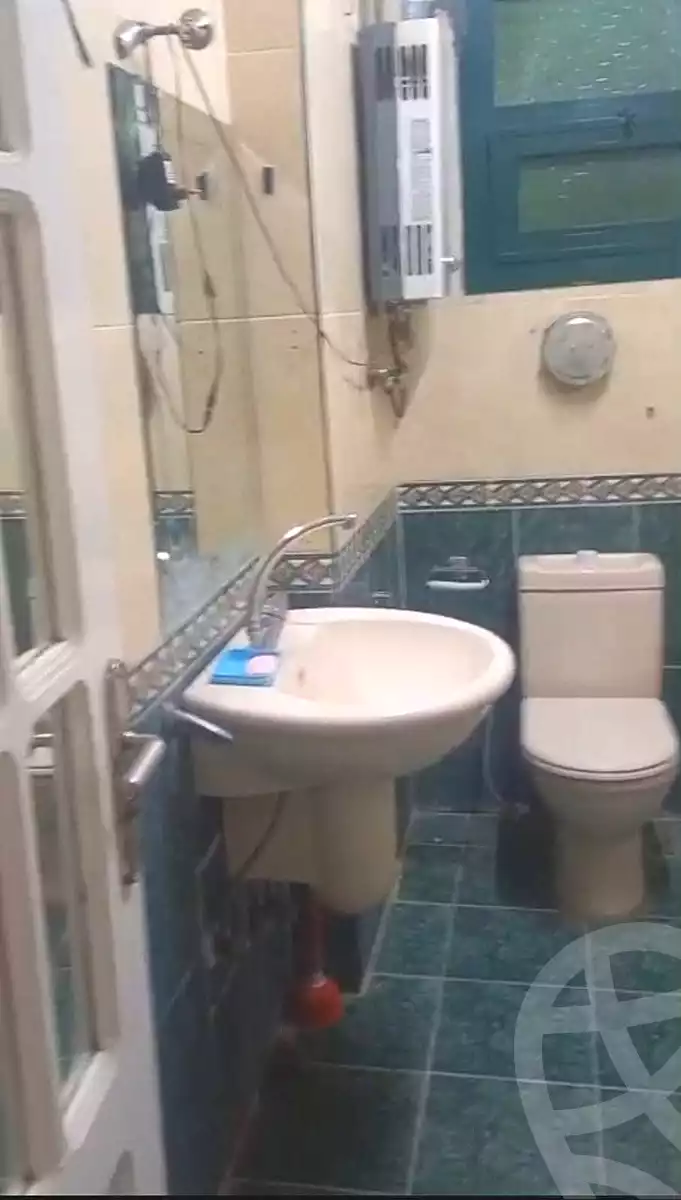https://aqarmap.com.eg/ar/listing/6978652-for-sale-cairo-ain-shams-ahmed-esmat-st