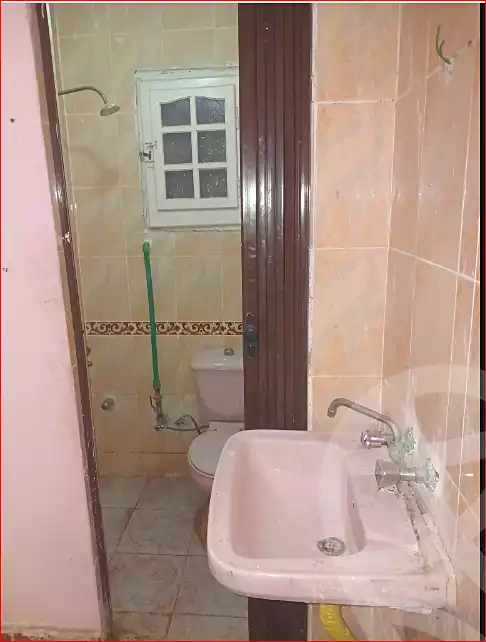 https://aqarmap.com.eg/en/listing/6978742-for-sale-alexandria-al-agamy-el-hanouvel