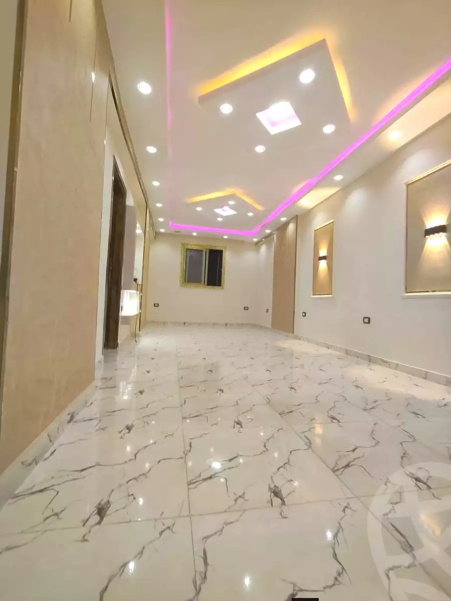 https://aqarmap.com.eg/ar/listing/6978834-for-sale-cairo-helwan-hadayek-helwan-nile-corniche-st