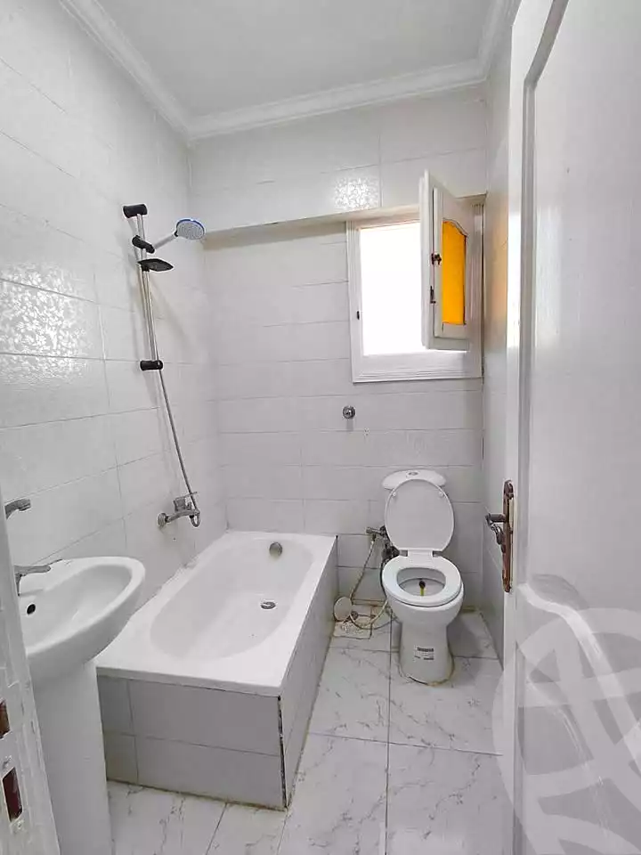 https://aqarmap.com.eg/ar/listing/6979041-for-sale-alexandria-al-agamy-shataa-el-nakheel