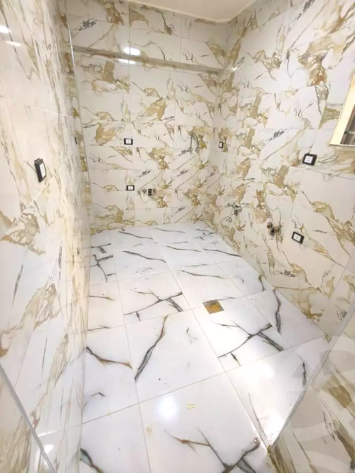 https://aqarmap.com.eg/en/listing/6979146-for-sale-alexandria-lsywf-el-falki