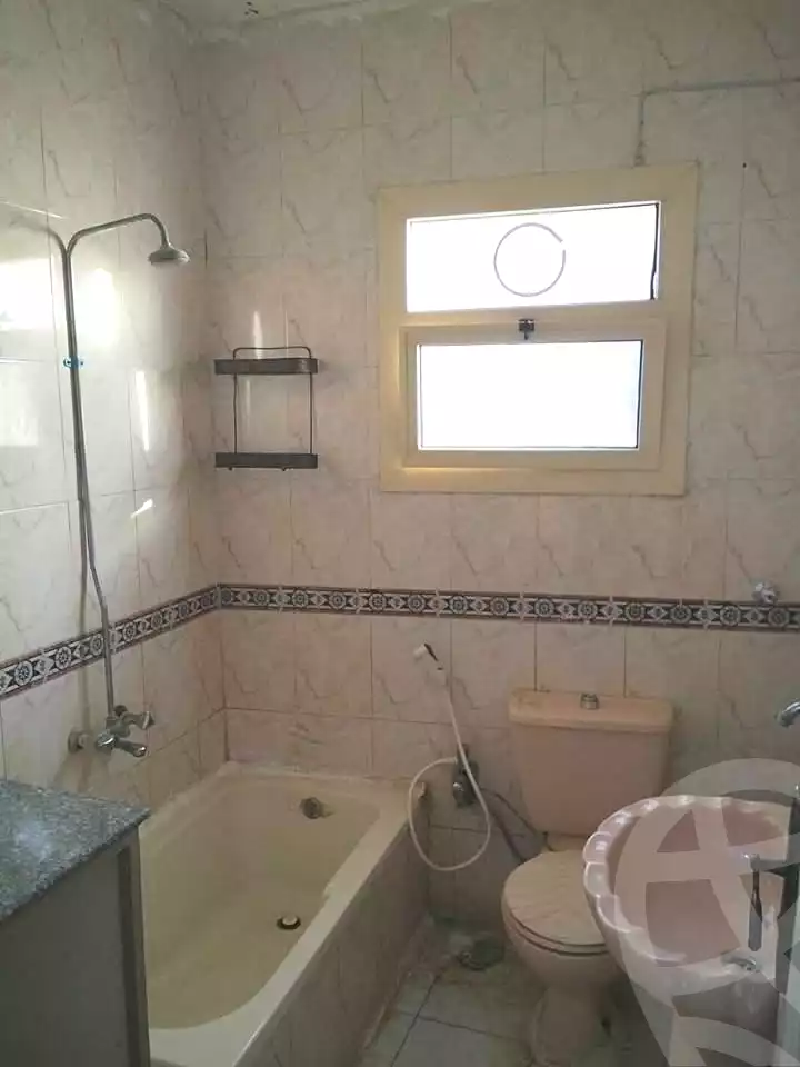 https://aqarmap.com.eg/ar/listing/6979343-for-rent-alexandria-al-agamy-bw-ywsf