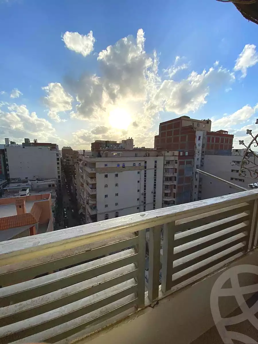 https://aqarmap.com.eg/ar/listing/6979692-for-sale-alexandria-al-agamy-lbytsh-bianchiii
