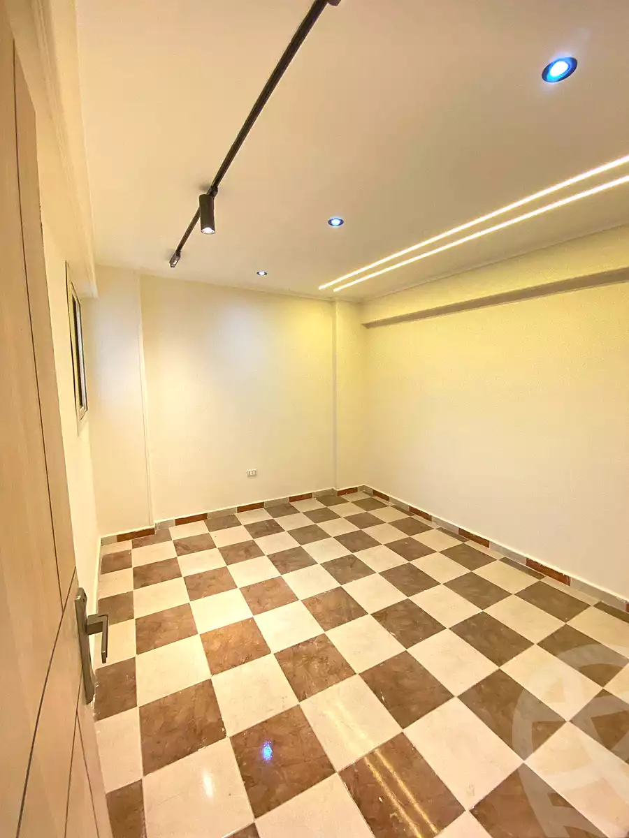 https://aqarmap.com.eg/ar/listing/6979701-for-sale-alexandria-al-agamy-lbytsh