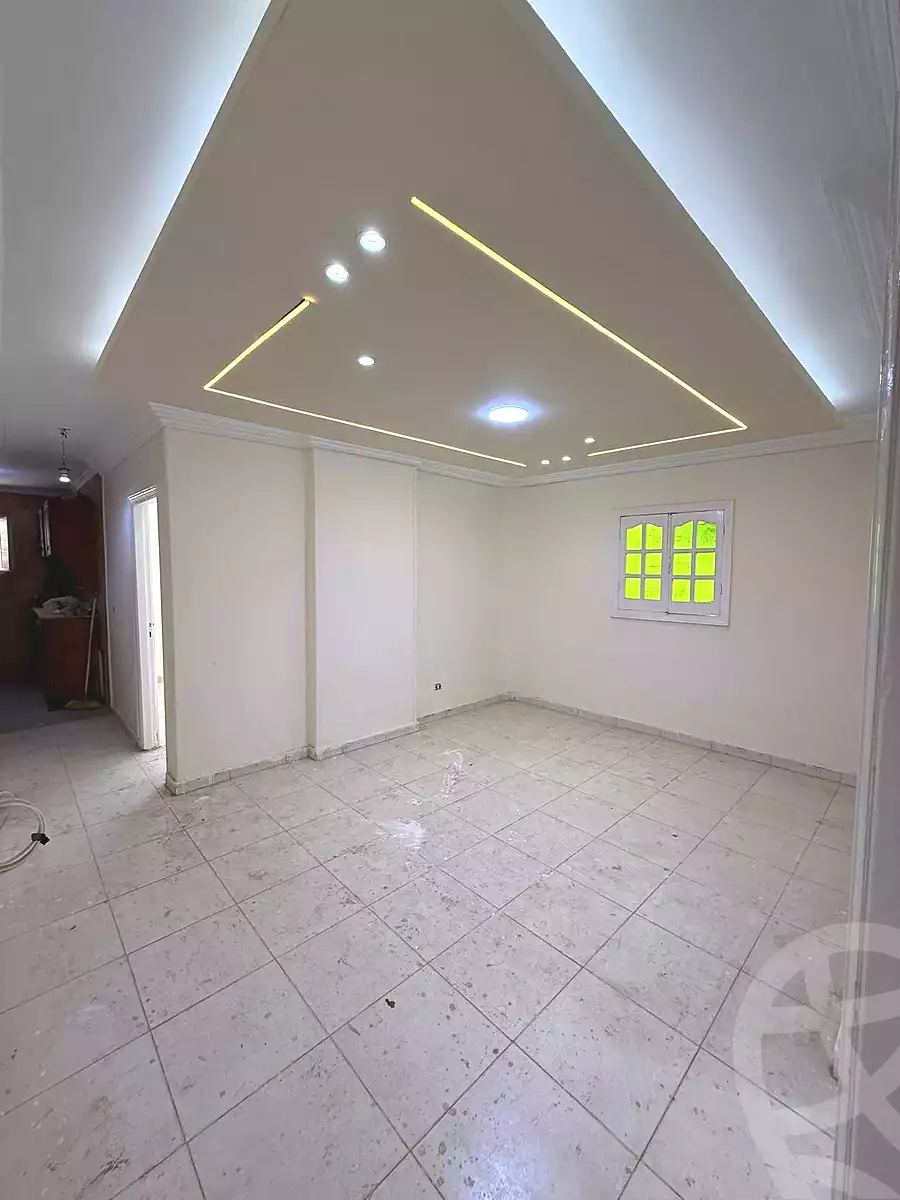 https://aqarmap.com.eg/ar/listing/6979883-for-sale-alexandria-miami-street-57