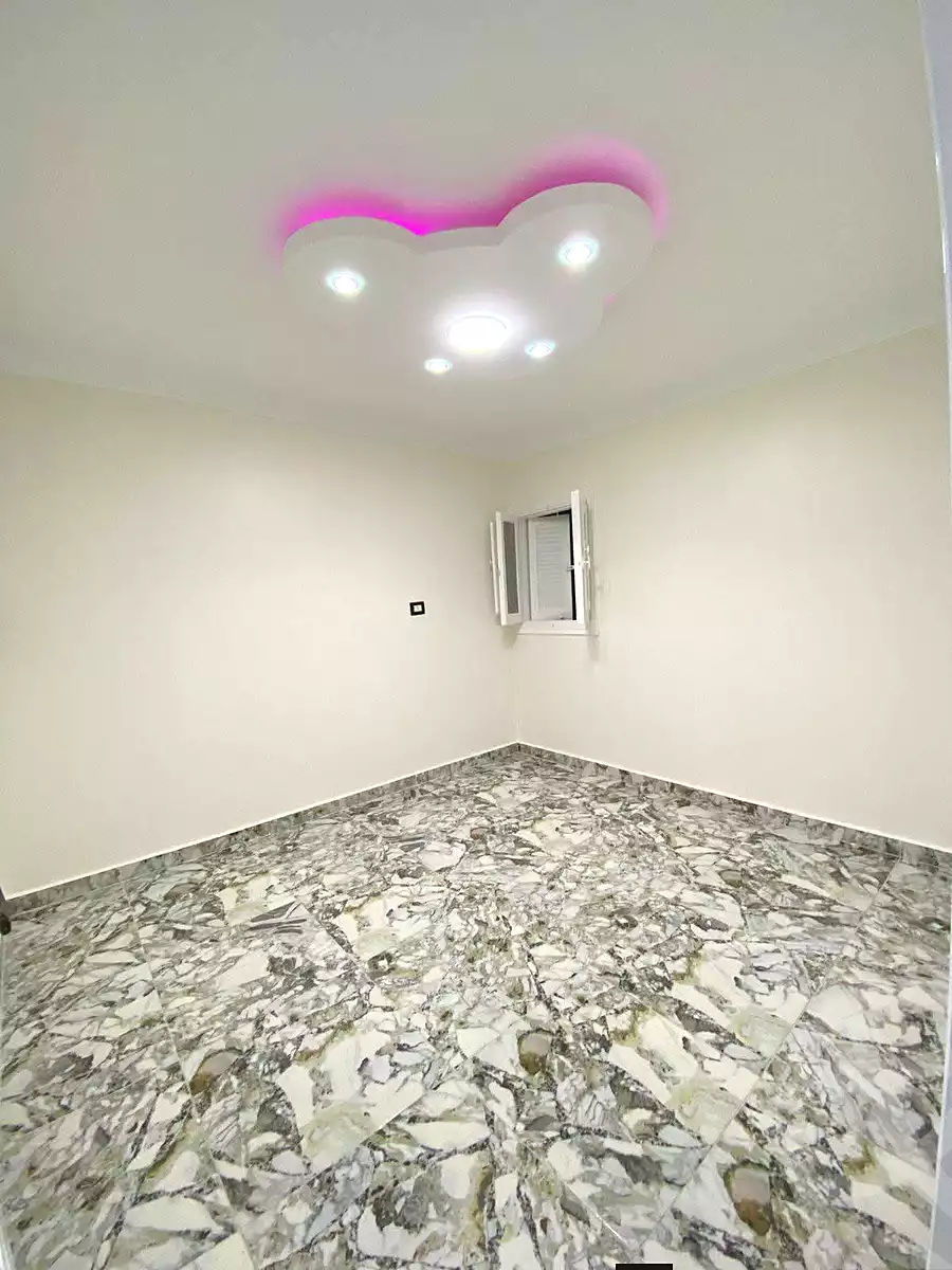 https://aqarmap.com.eg/ar/listing/6979911-for-sale-alexandria-al-agamy-lbytsh-al-kaada-st