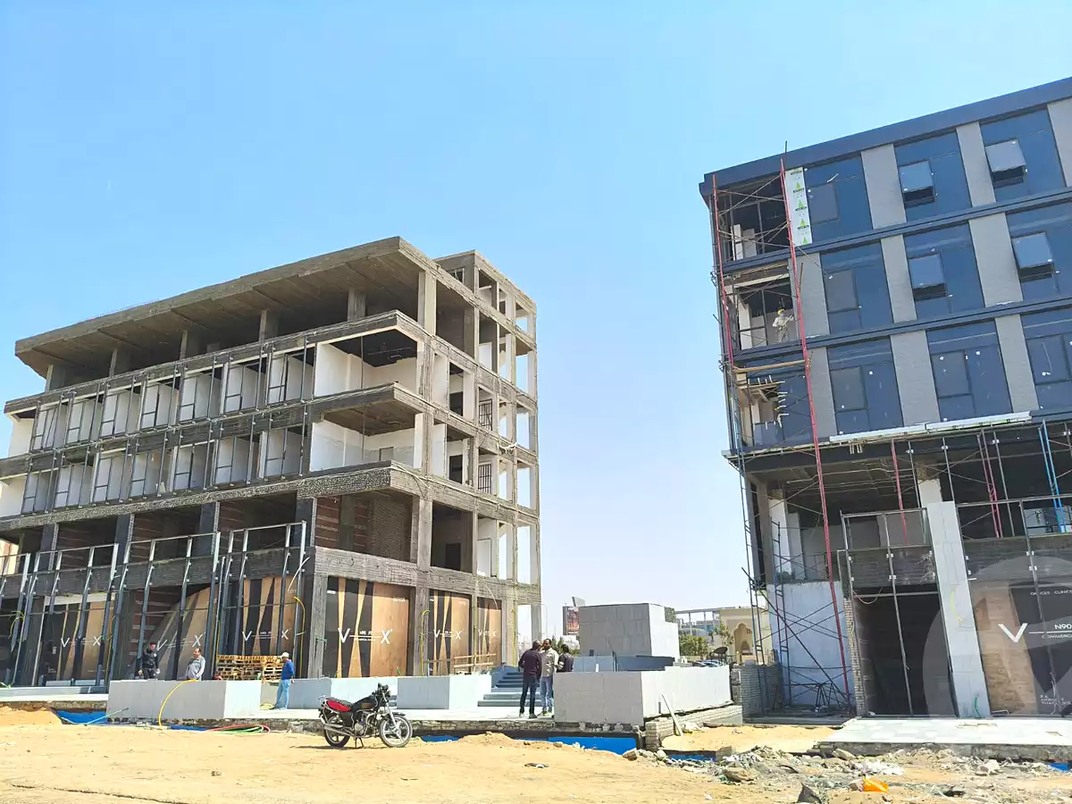 https://aqarmap.com.eg/en/listing/6979939-for-sale-cairo-new-cairo-compounds-vx-n90-mall-mercon