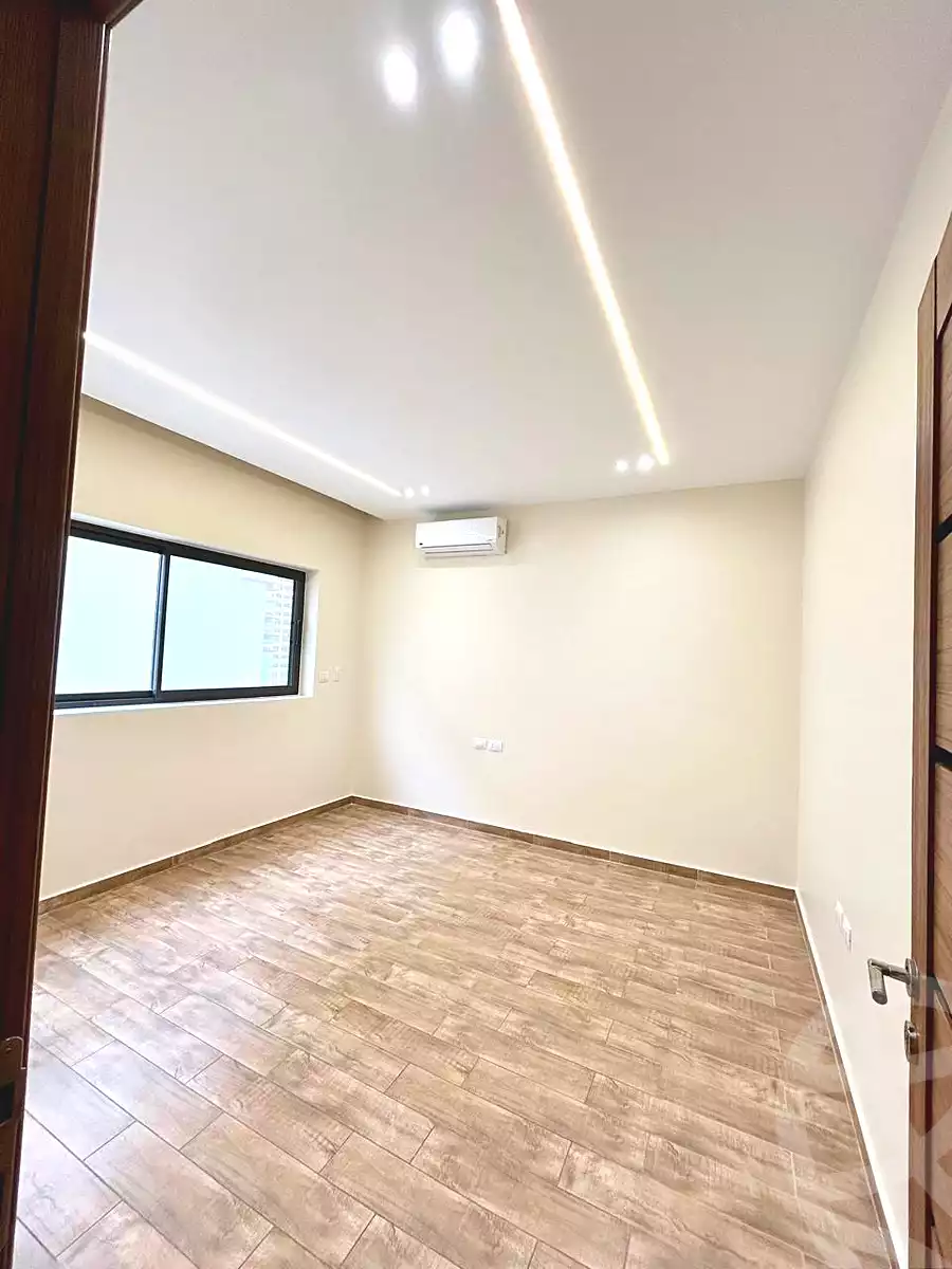 https://aqarmap.com.eg/en/listing/6980024-for-rent-cairo-new-cairo-compounds-lakeview-residence