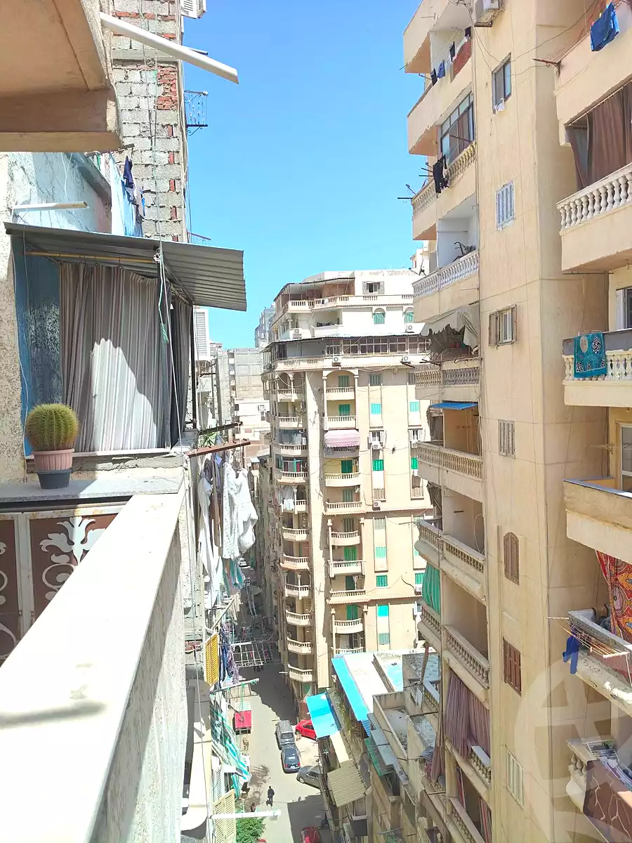 https://aqarmap.com.eg/en/listing/6980038-for-sale-alexandria-sydy-bshr-sydy-bshr-bhry