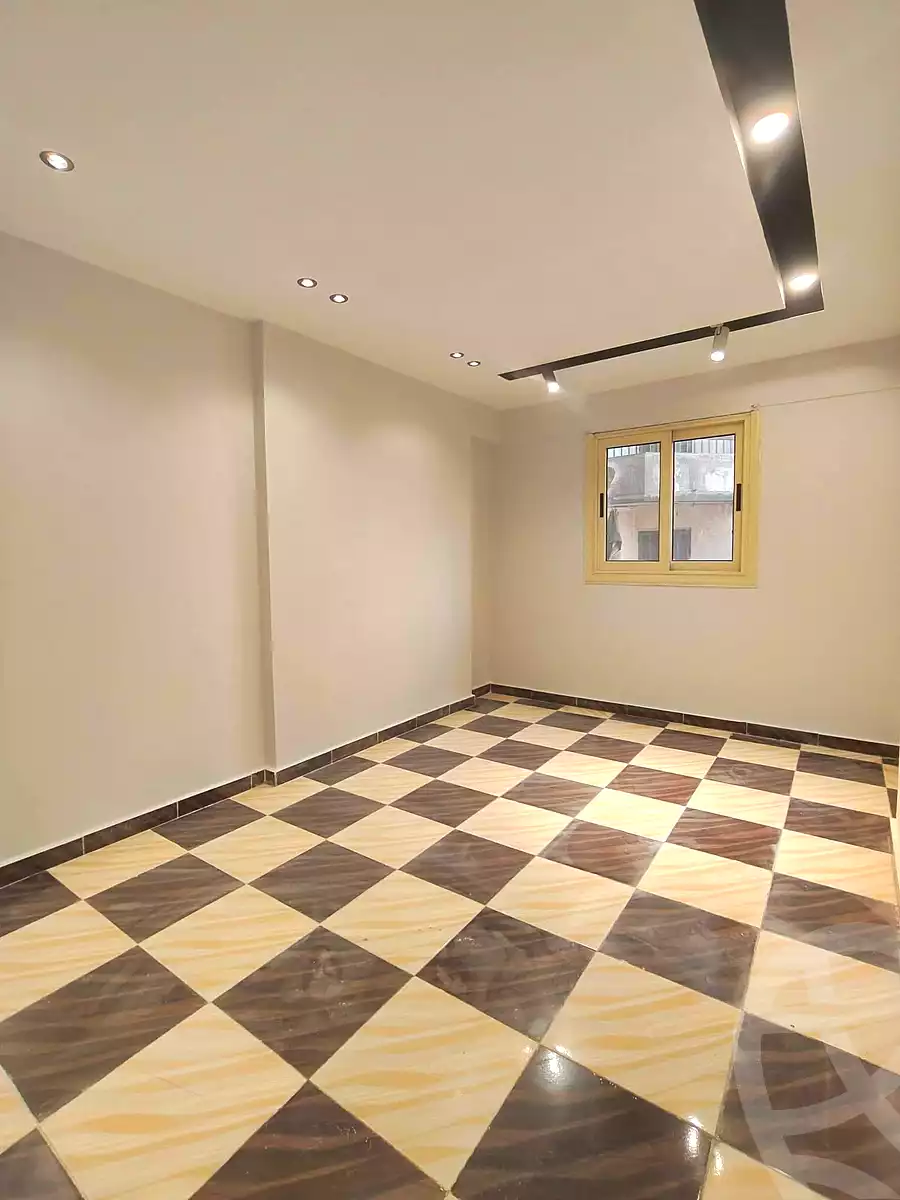 https://aqarmap.com.eg/ar/listing/6980105-for-sale-alexandria-sydy-bshr-sydy-bshr-bhry-shr-khld-bn-lwlyd