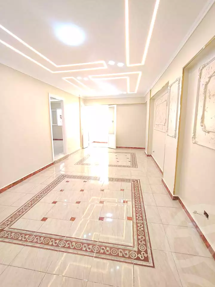https://aqarmap.com.eg/ar/listing/6980233-for-sale-alexandria-sydy-bshr-sydy-bshr-bhry