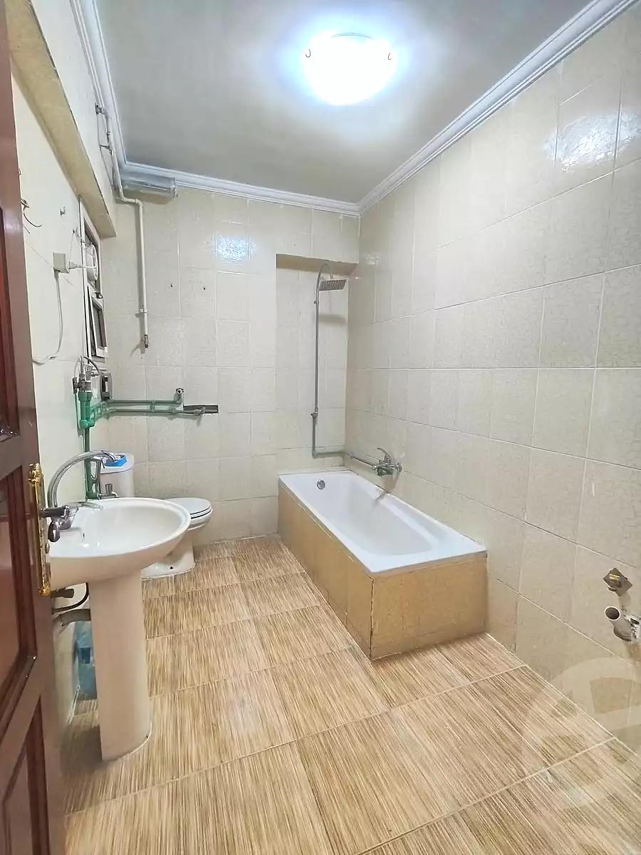 https://aqarmap.com.eg/en/listing/6980272-for-sale-alexandria-miami-mohammed-galal-hammad-st