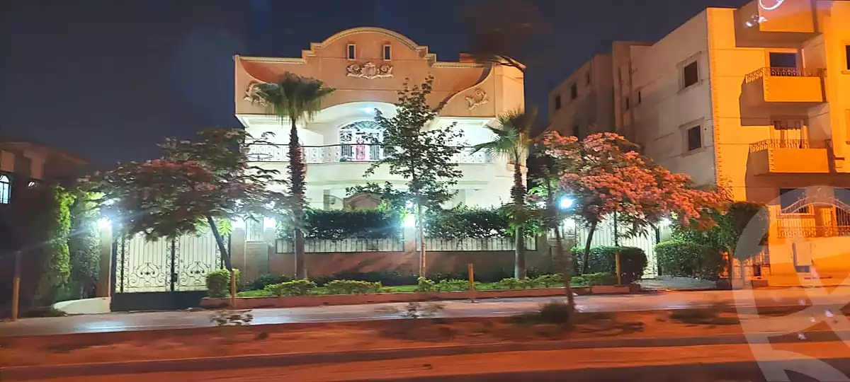 https://aqarmap.com.eg/ar/listing/6980338-for-sale-cairo-6th-of-october-garb-someed-neighborhood-3rd