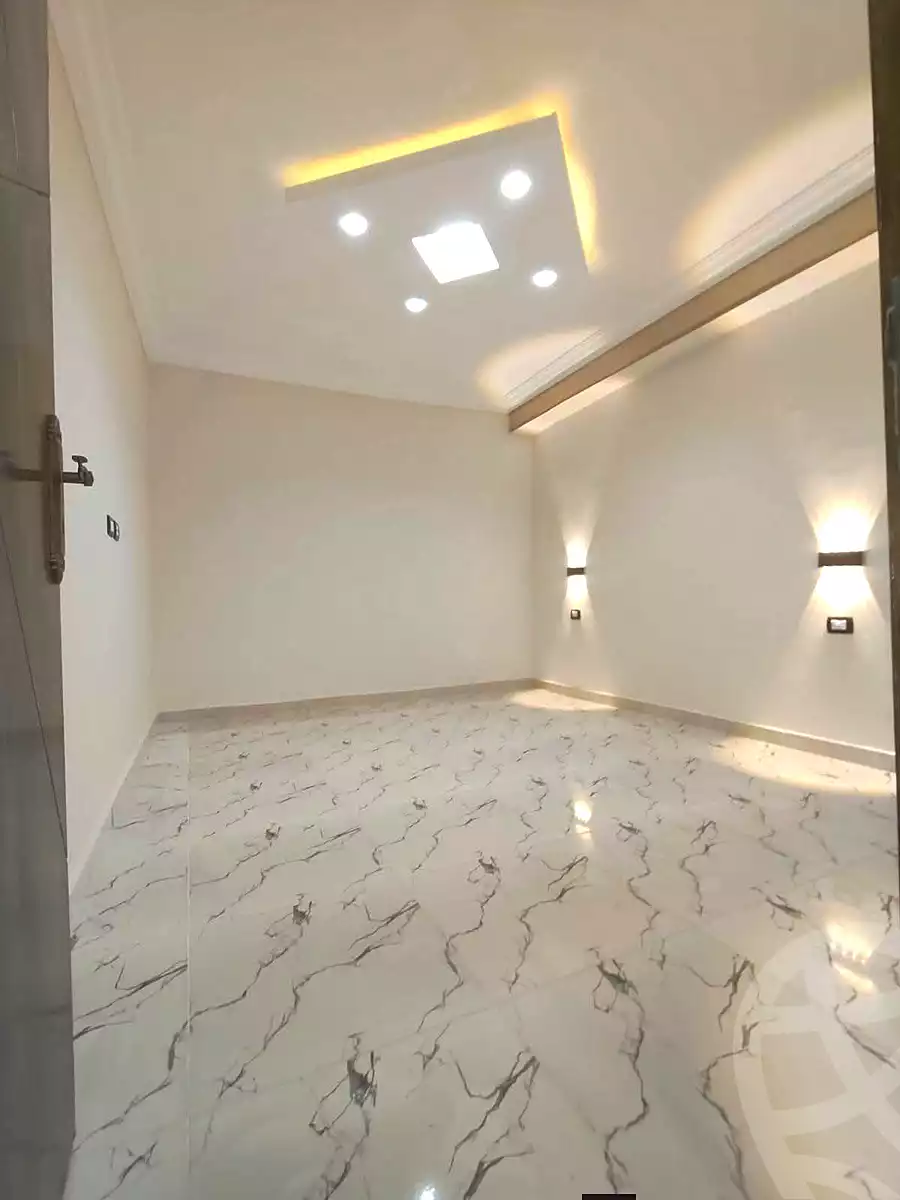 https://aqarmap.com.eg/ar/listing/6980392-for-sale-cairo-helwan-hadayek-helwan-nile-corniche-st