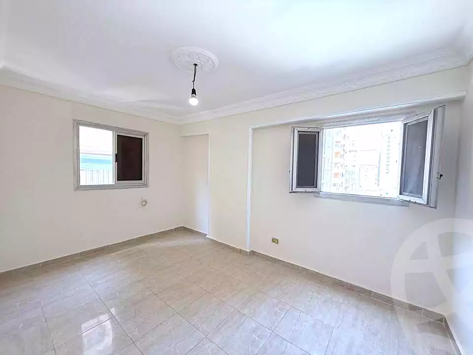 https://aqarmap.com.eg/ar/listing/6980520-for-sale-alexandria-sydy-bshr