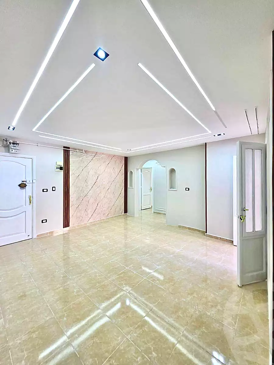 https://aqarmap.com.eg/ar/listing/6980531-for-sale-alexandria-miami