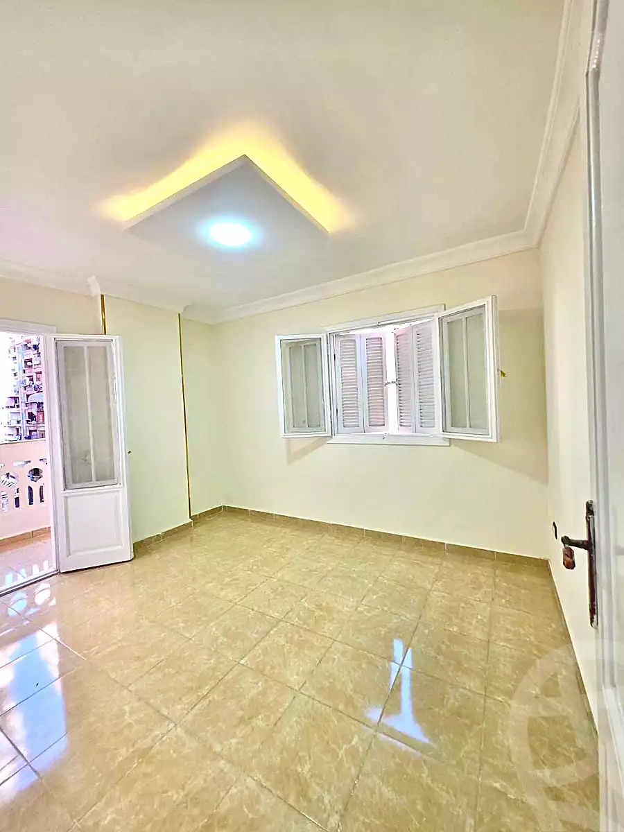 https://aqarmap.com.eg/ar/listing/6980531-for-sale-alexandria-miami