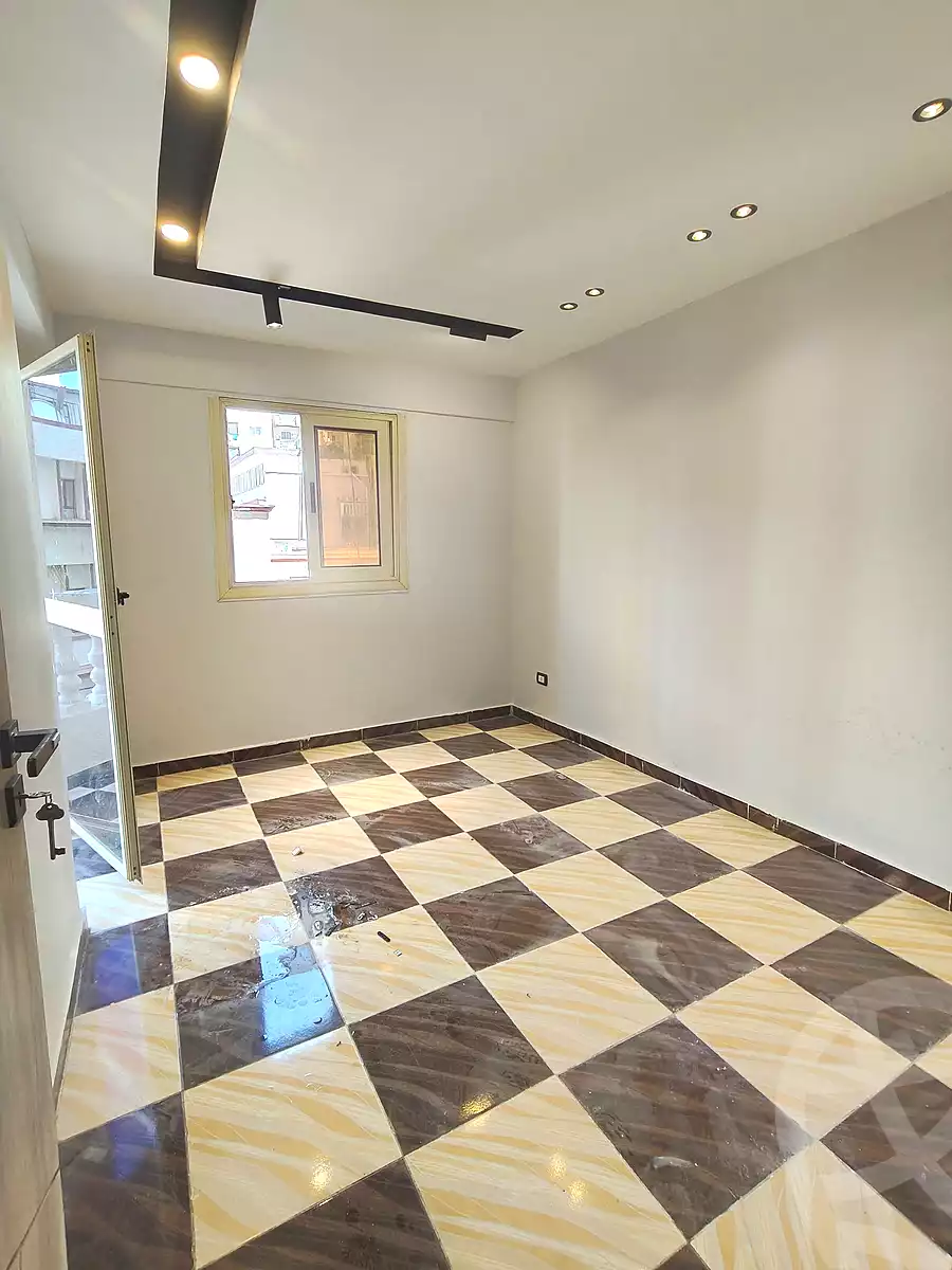 https://aqarmap.com.eg/ar/listing/6980669-for-sale-alexandria-sydy-bshr-sydy-bshr-bhry-khalil-hamada-st