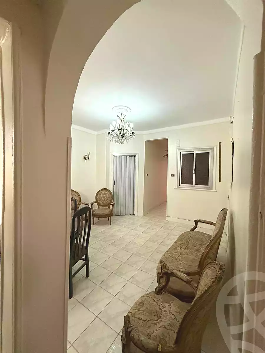 https://aqarmap.com.eg/en/listing/6980712-for-sale-cairo-downtown-abdeen-mohammed-farid-st