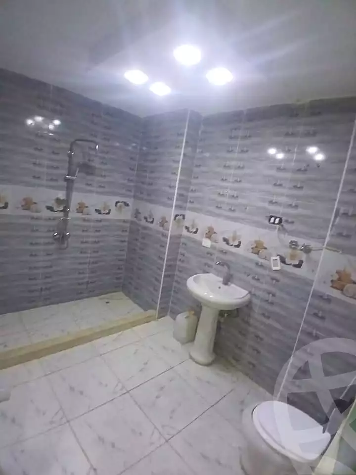 https://aqarmap.com.eg/ar/listing/6980908-for-sale-alexandria-al-agamy-lbytsh-ibrahim-othman-st