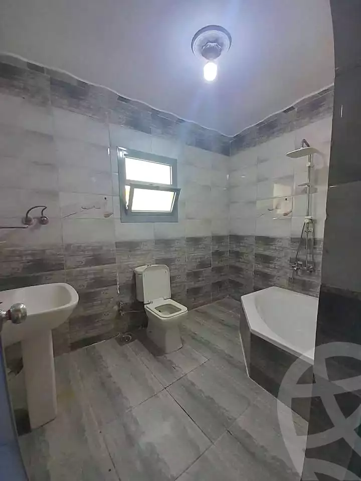 https://aqarmap.com.eg/ar/listing/6980960-for-sale-alexandria-al-agamy-el-hanouvel-el-kholafaa-el-rashdeen-st