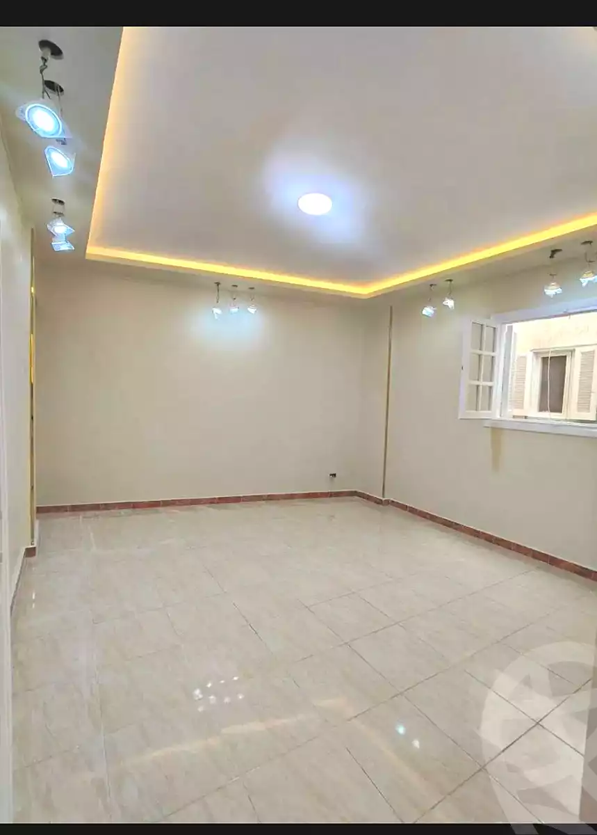 https://aqarmap.com.eg/ar/listing/6981079-for-sale-alexandria-sydy-bshr-sydy-bshr-bhry-shr-khld-bn-lwlyd