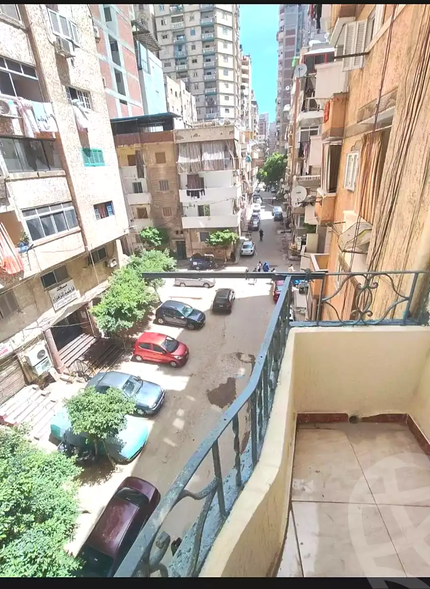 https://aqarmap.com.eg/ar/listing/6981079-for-sale-alexandria-sydy-bshr-sydy-bshr-bhry-shr-khld-bn-lwlyd