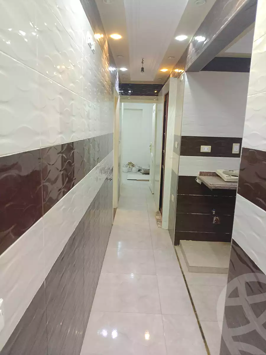 https://aqarmap.com.eg/ar/listing/6981192-for-sale-cairo-ain-shams-ain-shams-el-sharkia-el-zahraa-st