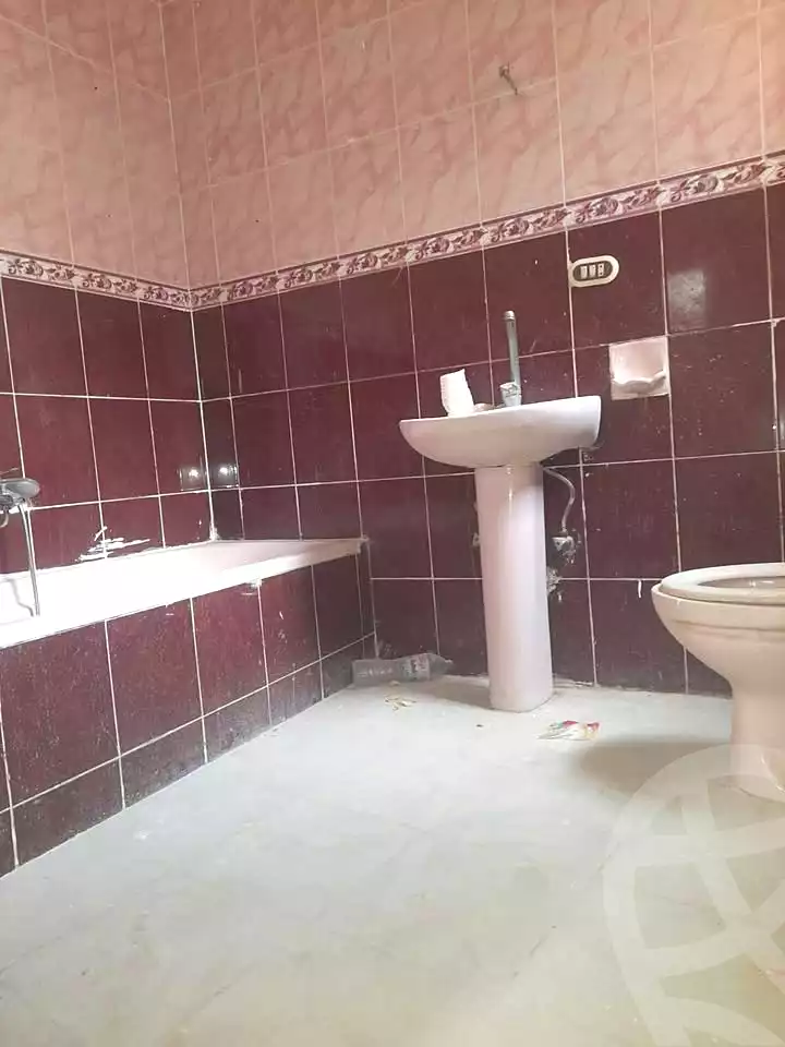 https://aqarmap.com.eg/en/listing/6981294-for-sale-alexandria-al-agamy-lbytsh-el-hay-st