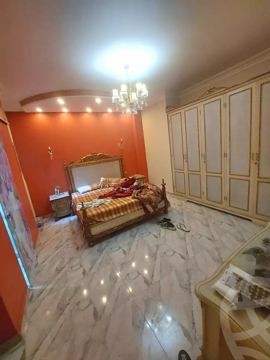 https://aqarmap.com.eg/en/listing/6981315-for-sale-qalyubia-banha-city-banha-city-farid-nada-st