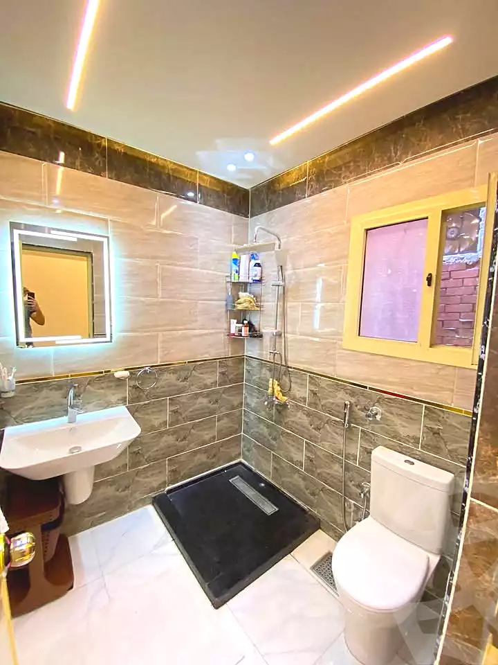 https://aqarmap.com.eg/ar/listing/6981359-for-sale-alexandria-al-agamy-lbytsh-qased-kareem-st