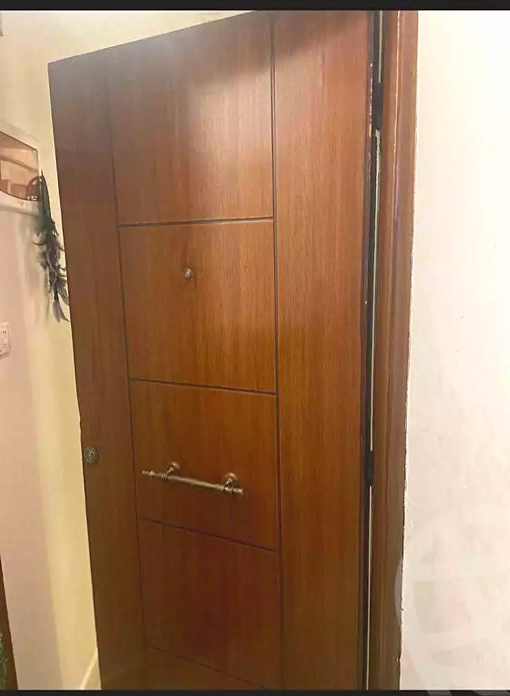 https://aqarmap.com.eg/ar/listing/6981409-for-sale-alexandria-el-asafra-l-sfr-bhry-atlas-st
