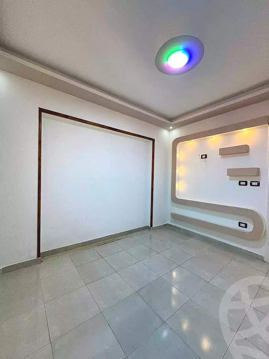 https://aqarmap.com.eg/ar/listing/6981533-for-sale-alexandria-al-agamy-shataa-el-nakheel