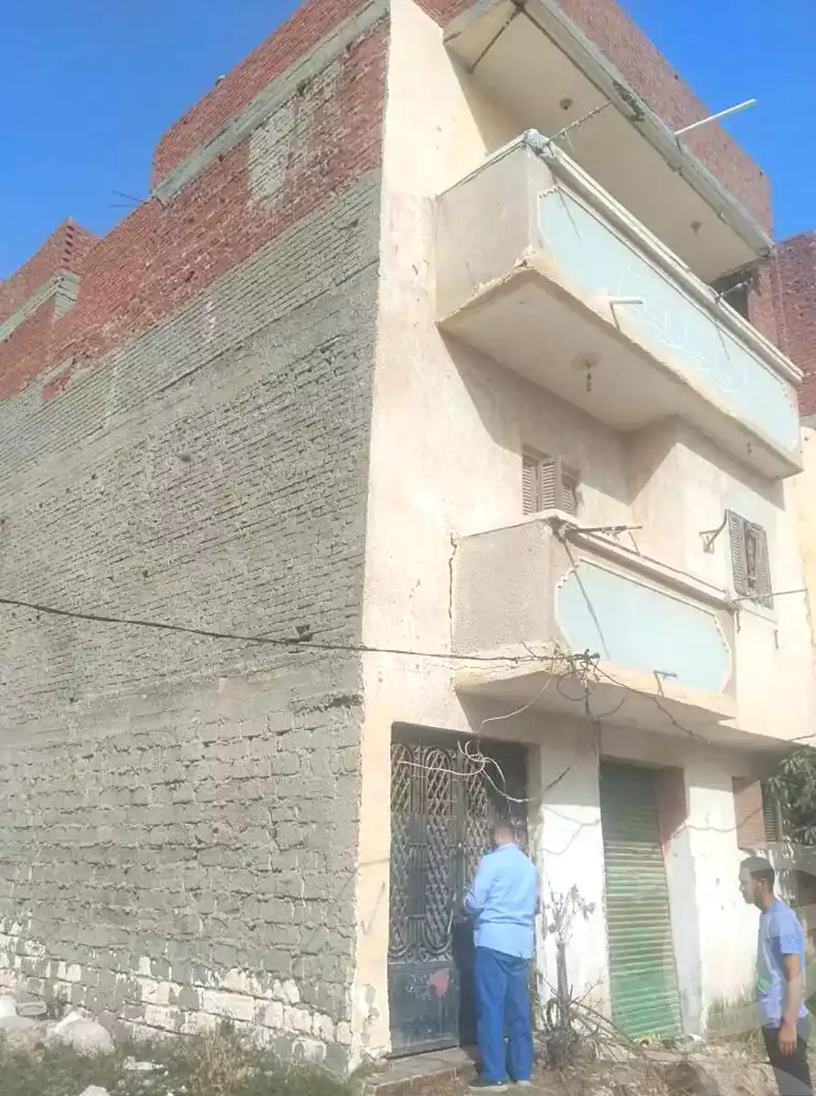 https://aqarmap.com.eg/ar/listing/6981791-for-sale-alexandria-alexandria-marsa-matrouh-rd