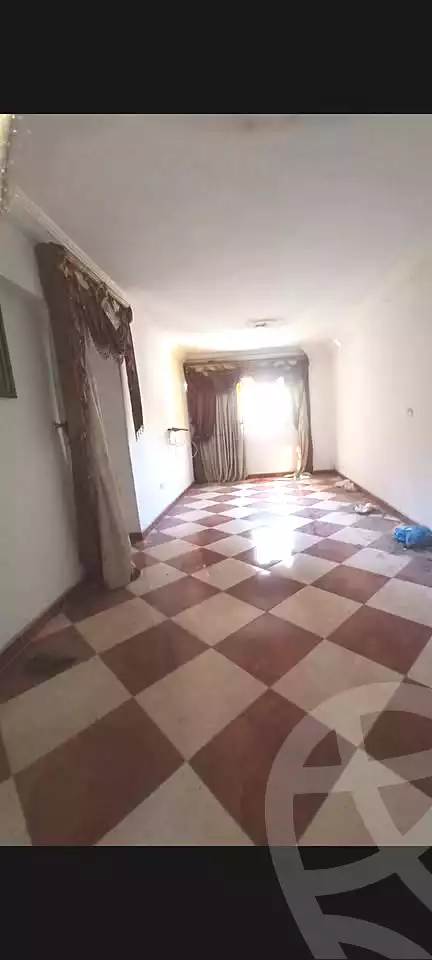 https://aqarmap.com.eg/ar/listing/6981803-for-sale-alexandria-sydy-bshr-sydy-bshr-bhry-shr-mhmd-njyb