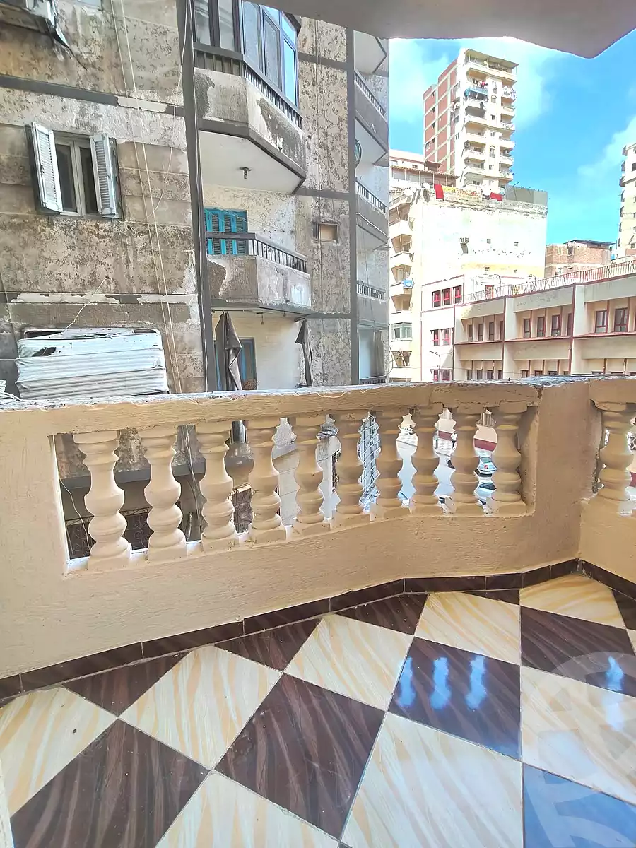 https://aqarmap.com.eg/ar/listing/6981903-for-sale-alexandria-sydy-bshr-sydy-bshr-bhry-shr-khld-bn-lwlyd