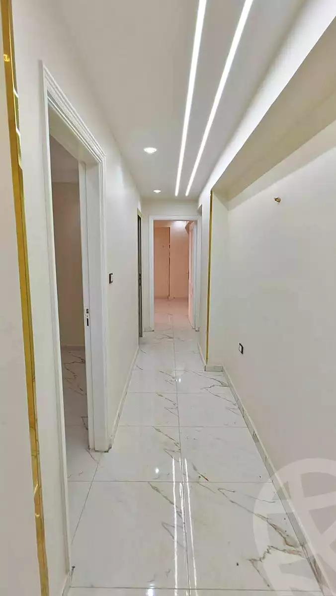 https://aqarmap.com.eg/ar/listing/6982083-for-rent-cairo-helwan-mostafa-fahmy-st