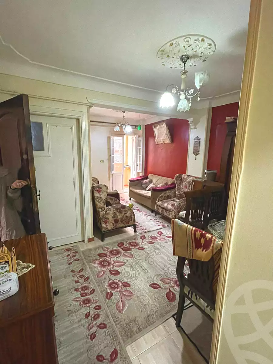 https://aqarmap.com.eg/en/listing/6982222-for-sale-alexandria-lsywf-el-falki