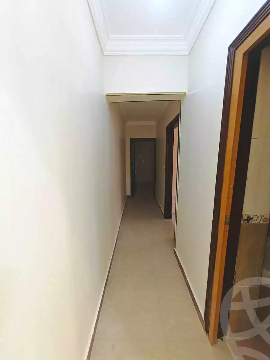 https://aqarmap.com.eg/ar/listing/6982963-for-sale-cairo-helwan-helwan-el-sharkeya-thabit-basha-st