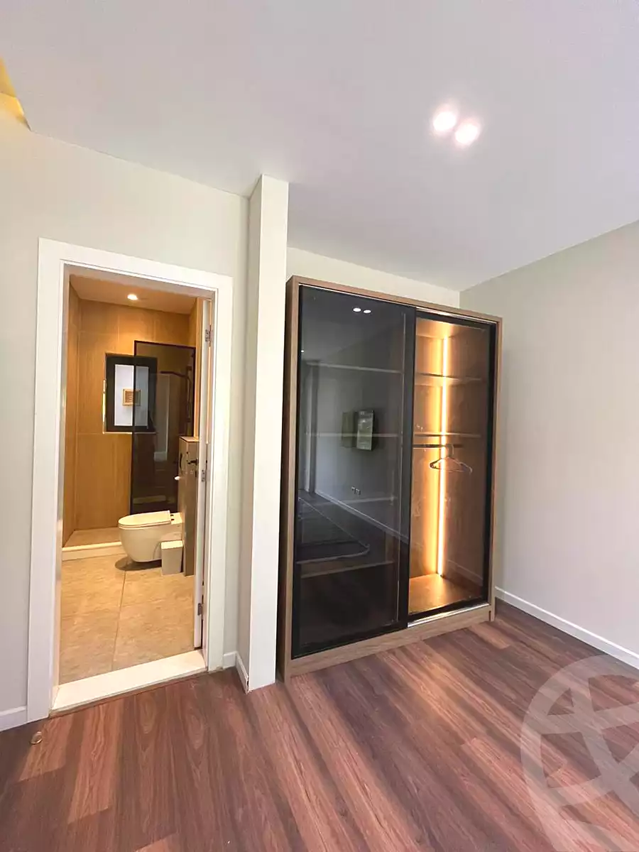 https://aqarmap.com.eg/ar/listing/6982989-for-rent-cairo-new-cairo-compounds-lakeview-residence