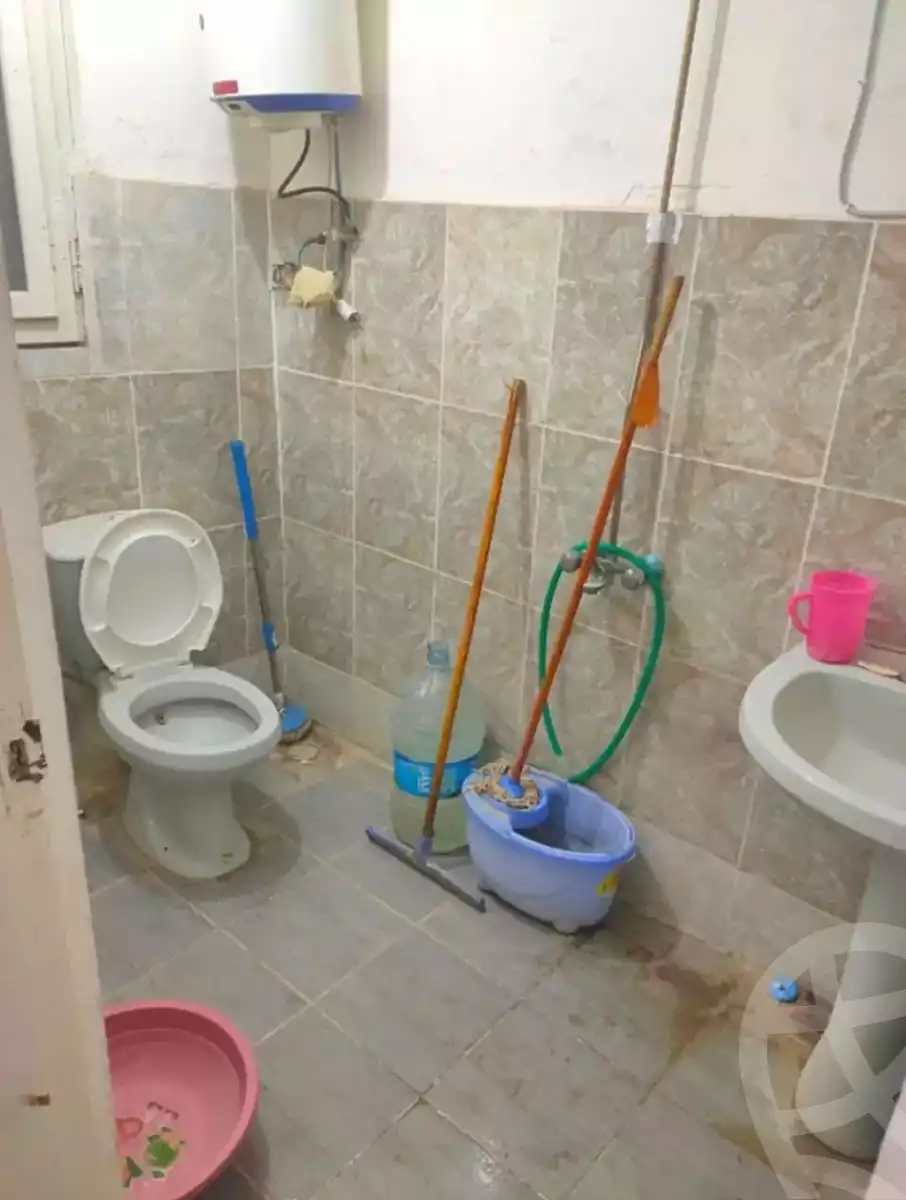 https://aqarmap.com.eg/ar/listing/6983104-for-sale-alexandria-al-agamy-bw-ywsf-hosni-mubarak-st