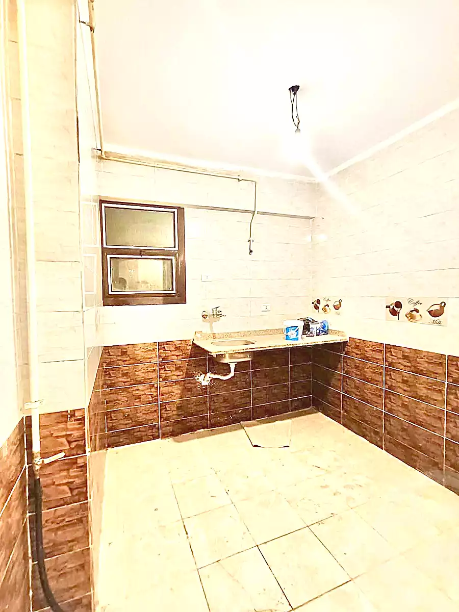 https://aqarmap.com.eg/ar/listing/6983224-for-sale-alexandria-sydy-bshr-sydy-bshr-bhry-farook-abd-al-wahab-st