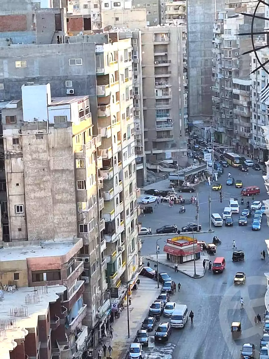 https://aqarmap.com.eg/ar/listing/6983235-for-sale-alexandria-sydy-bshr-sydy-bshr-bhry-shr-mhmwd-l-yswy