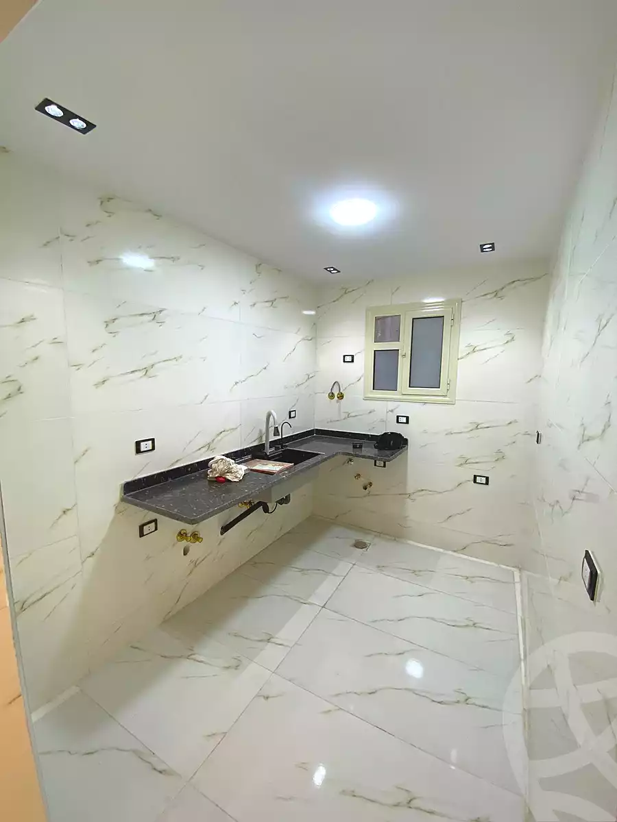 https://aqarmap.com.eg/ar/listing/6982172-for-sale-alexandria-al-agamy-lbytsh-zayed-st