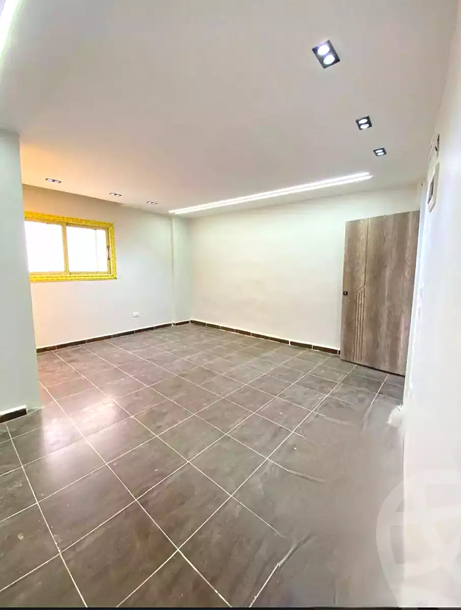 https://aqarmap.com.eg/ar/listing/6983874-for-sale-alexandria-al-agamy-lbytsh-el-zohour-st
