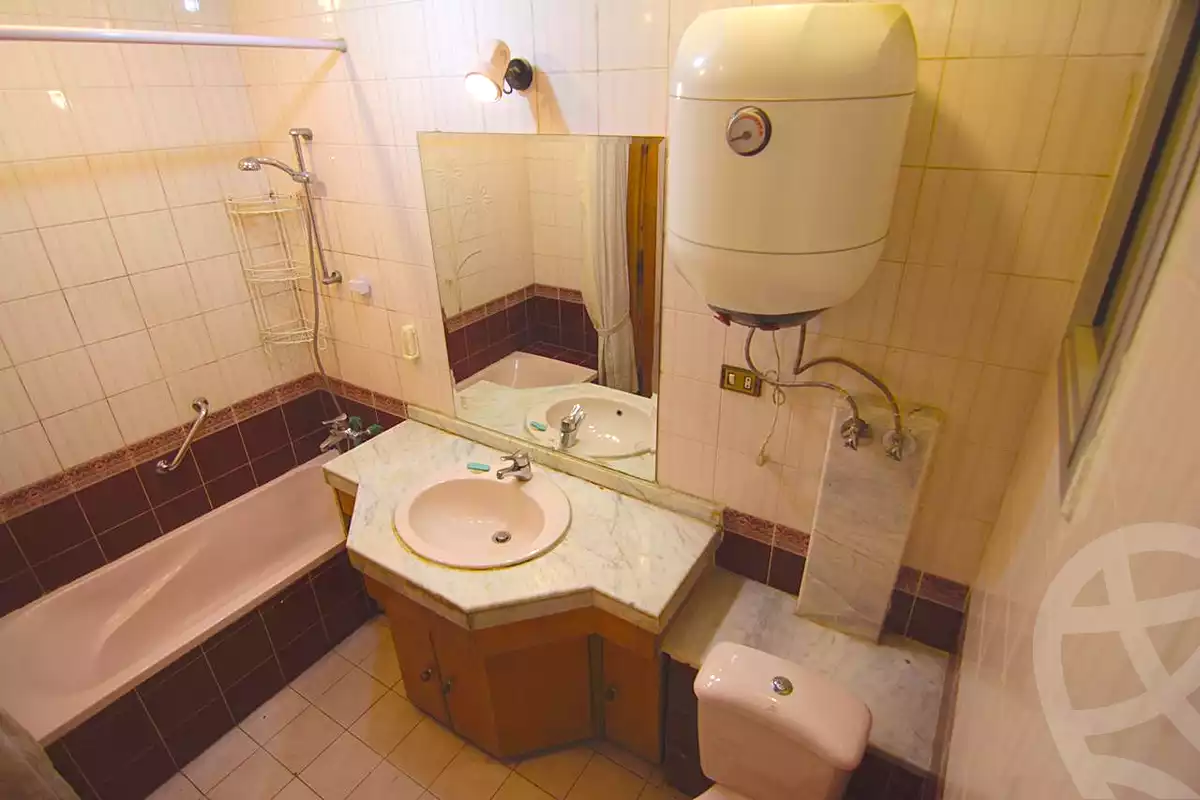 https://aqarmap.com.eg/ar/listing/6984193-for-sale-cairo-mokattam-lhdb-l-ly-diplomats-neighborhood -branched-from-no40