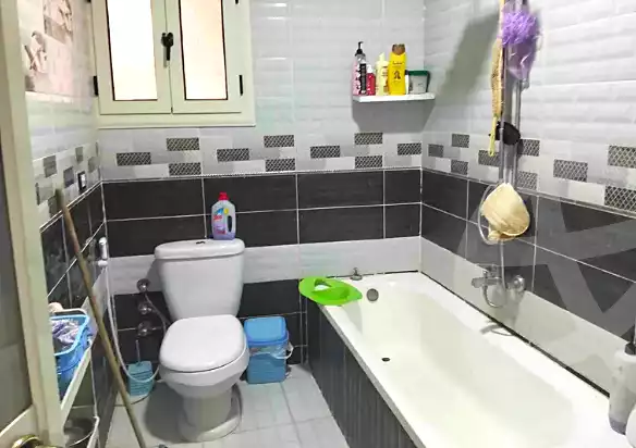 https://aqarmap.com.eg/en/listing/6984544-for-rent-alexandria-al-agamy-el-kilo-21