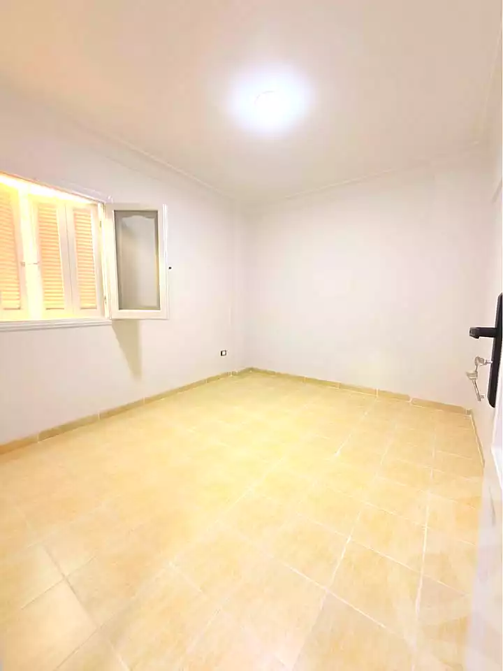 https://aqarmap.com.eg/ar/listing/6985266-for-sale-alexandria-al-agamy-shataa-el-nakheel