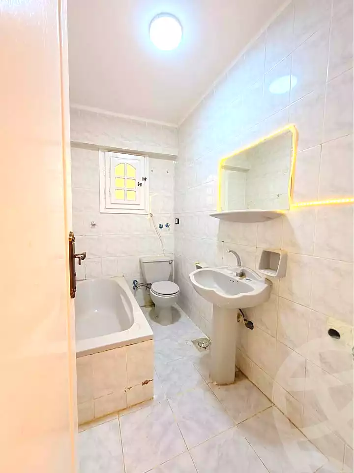 https://aqarmap.com.eg/en/listing/6985364-for-sale-alexandria-al-agamy-shataa-el-nakheel