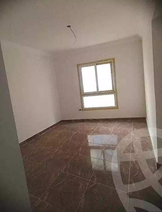 https://aqarmap.com.eg/ar/listing/6985947-for-rent-alexandria-lsywf-el-karma-compound